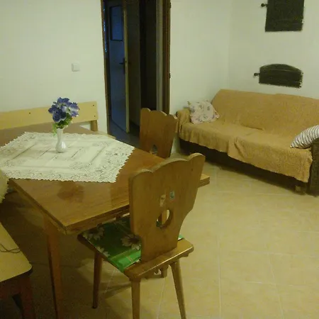 Casa de Campo šipoun-levné *